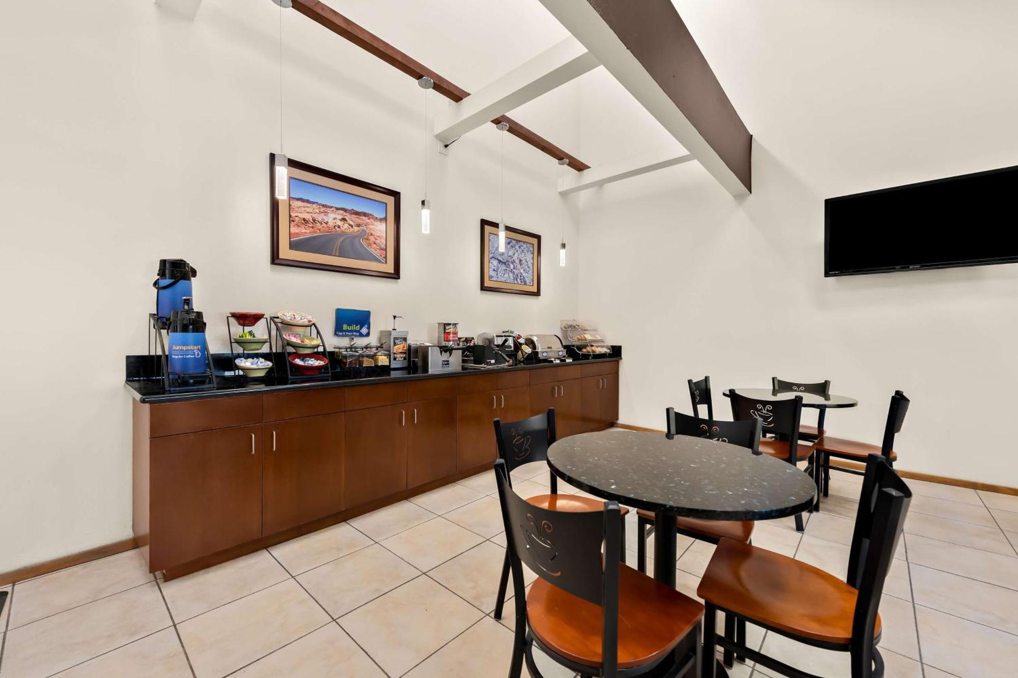 גרדנרוויל Best Western Topaz Lake Inn מראה חיצוני תמונה